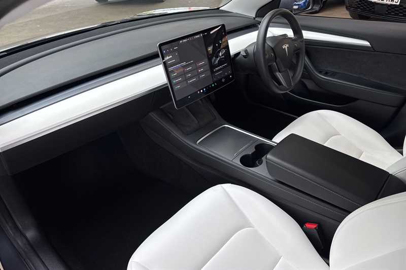 Used Tesla Model 3 2021 for sale - 76442901: Photo 44