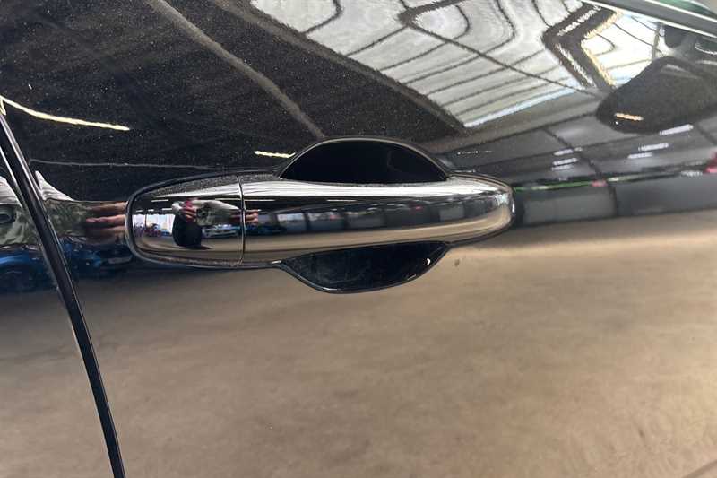 Used Renault Clio 2023 for sale - 78217636: Photo 33