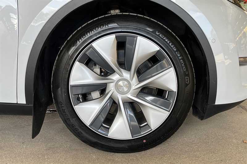 Used Tesla Model Y 2022 for sale - 76956232: Photo 10