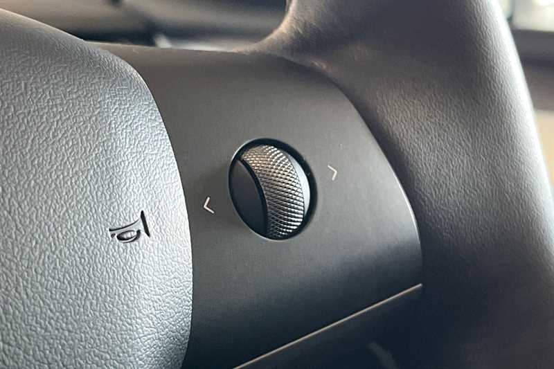 Used Tesla Model Y 2022 for sale - 76956232: Photo 22