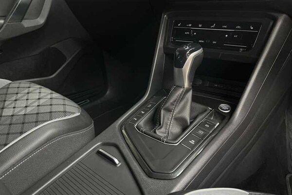 Used Volkswagen Tiguan 2021 for sale - 75353255: Photo 14