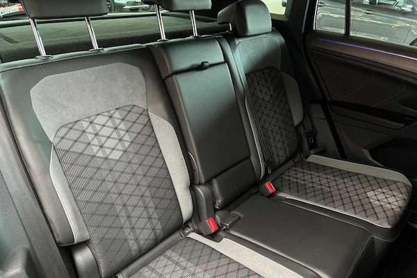 Used Volkswagen Tiguan 2021 for sale - 75353255: Photo 24