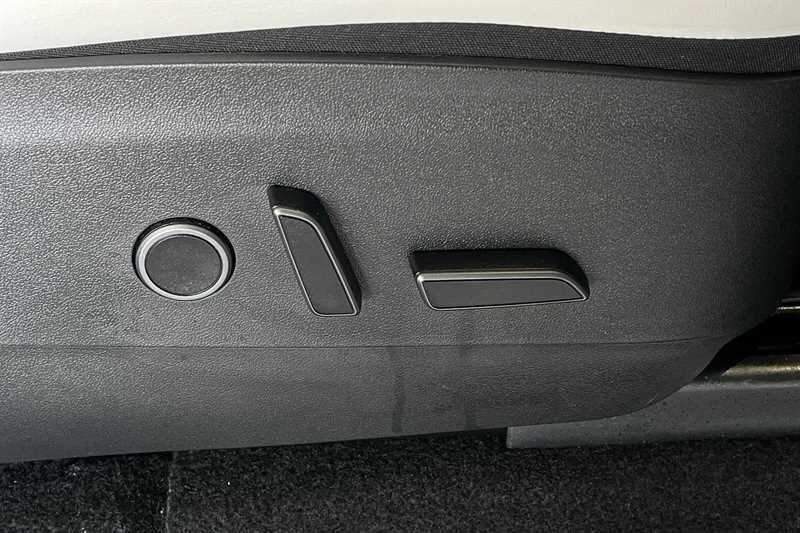 Used Tesla Model Y 2022 for sale - 76462784: Photo 26