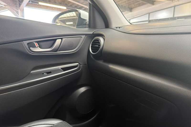 Used Hyundai KONA 2020 for sale - 77308995: Photo 40