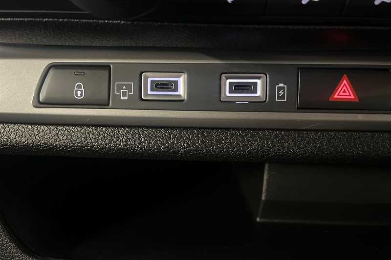 Used Vauxhall Vivaro for sale - 77745200: Photo 39