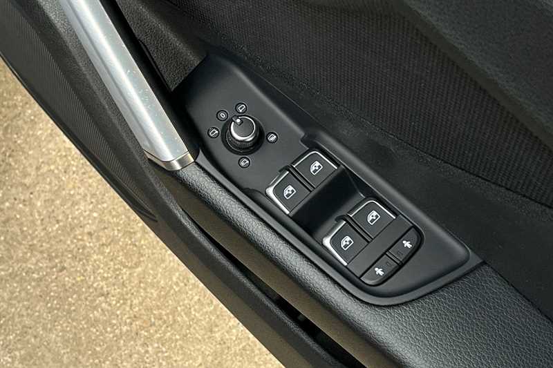 Used Audi Q2 for sale - 76755533: Photo 16