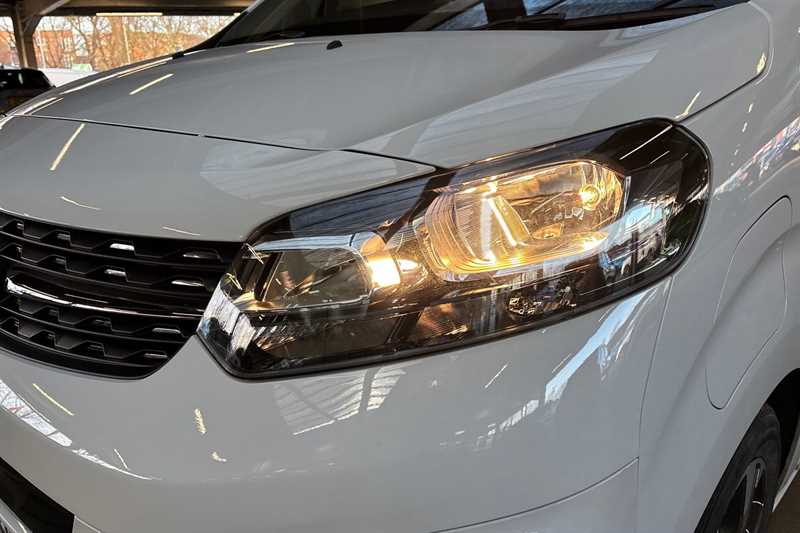 Used Vauxhall Vivaro Life 2023 for sale - 77362599: Photo 28