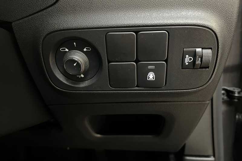 Used Citroen C3 2023 for sale - 77757044: Photo 40