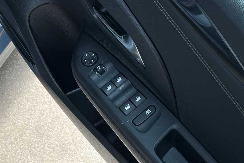 Used Vauxhall Corsa 2024 for sale - 76016188: Photo 16