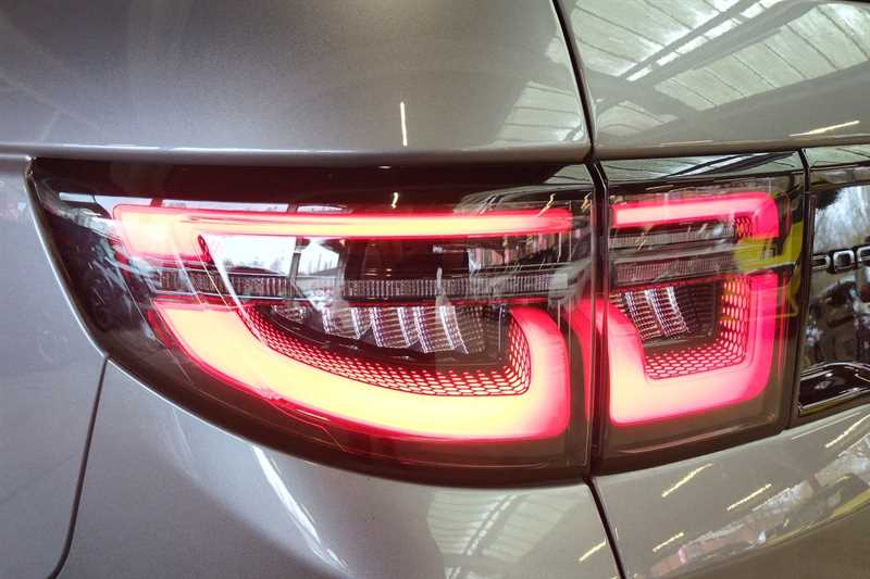 Used Land Rover Discovery Sport 2021 for sale - 77844205: Photo 31