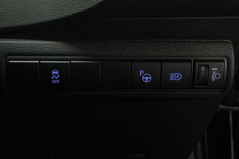 Used Toyota Corolla 2021 for sale - 76756800: Photo 40