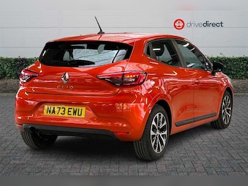 Used Renault Clio 2023 for sale - 78303454: Photo