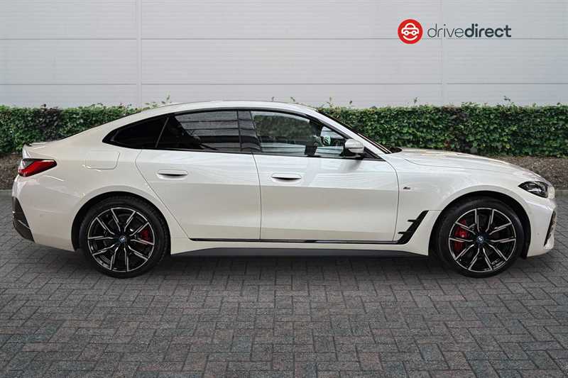 Used BMW i4 2022 for sale - 76775622: Photo 2