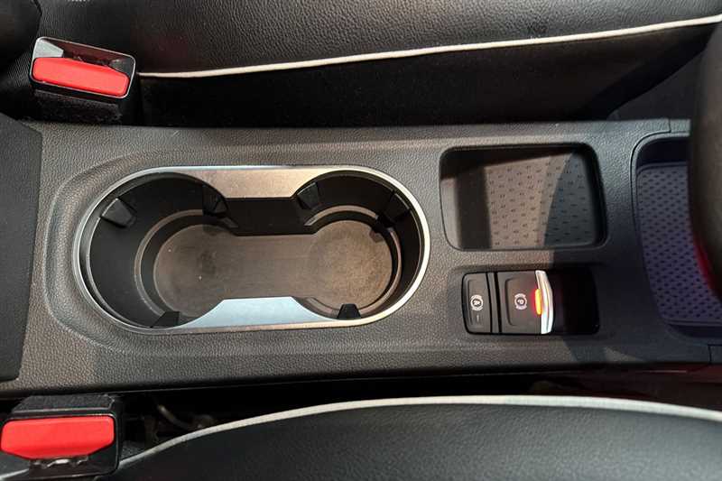 Used Renault Captur 2021 for sale - 77444598: Photo 37