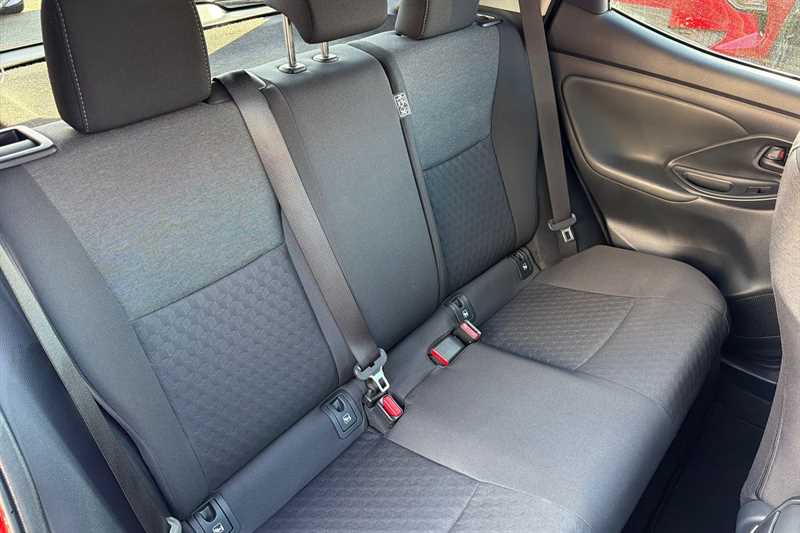 Used Toyota Yaris 2022 for sale - 76938581: Photo 24