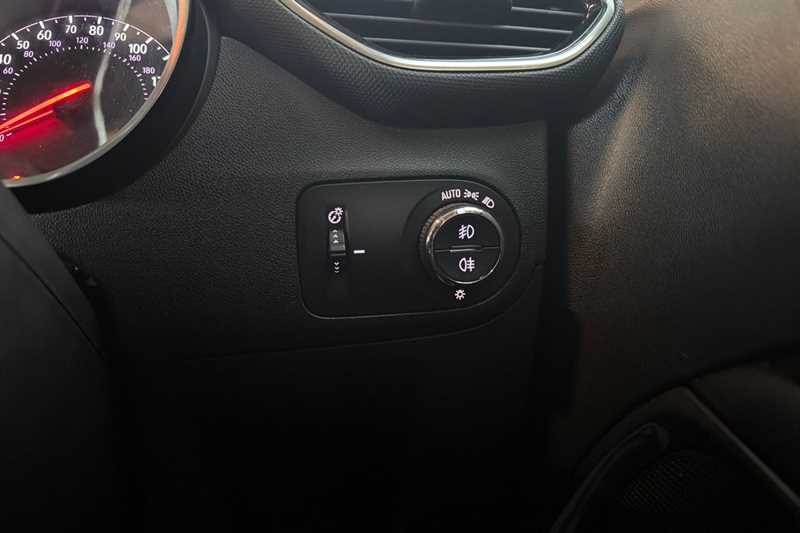 Used Vauxhall Crossland 2022 for sale - 77416439: Photo 39