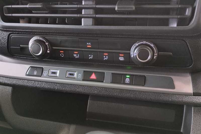 Used Vauxhall Vivaro 2026 for sale - 78217179: Photo 15