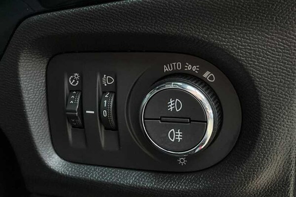 Used Vauxhall Corsa 2023 for sale - 76204442: Photo 41
