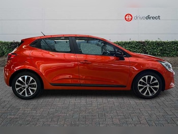 Used Renault Clio 2023 for sale - 78730835: Photo