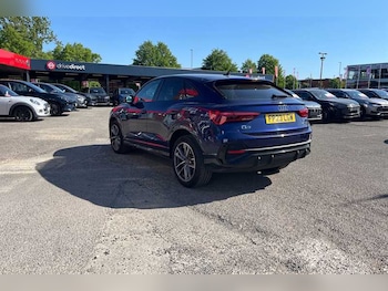 Used Audi Q3 2023 for sale - 78463929: Photo
