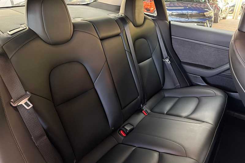 Used Tesla Model 3 2021 for sale - 76530547: Photo 24