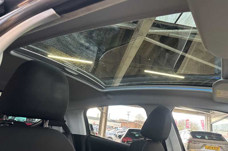 Used Peugeot 208 2018 for sale - 77699196: Photo 40