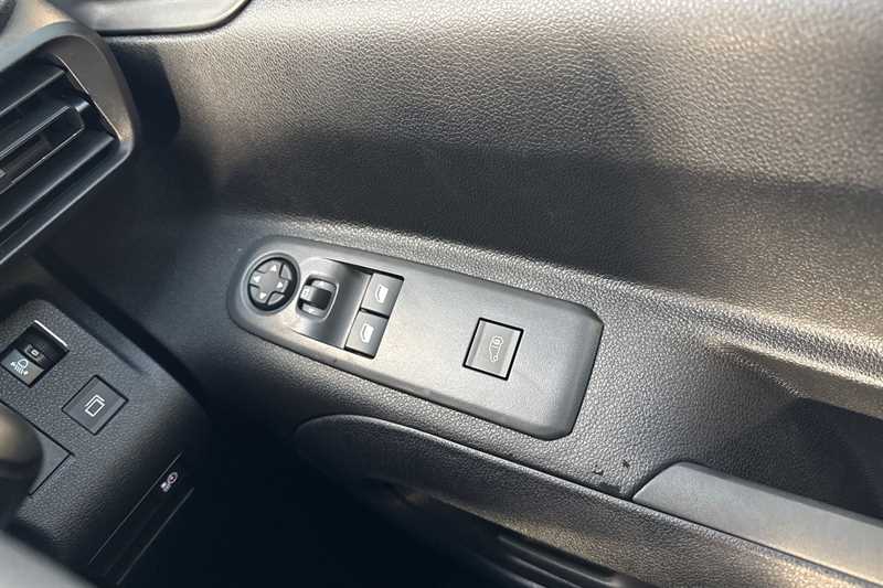 Used Vauxhall Combo 2025 for sale - 77485772: Photo 16