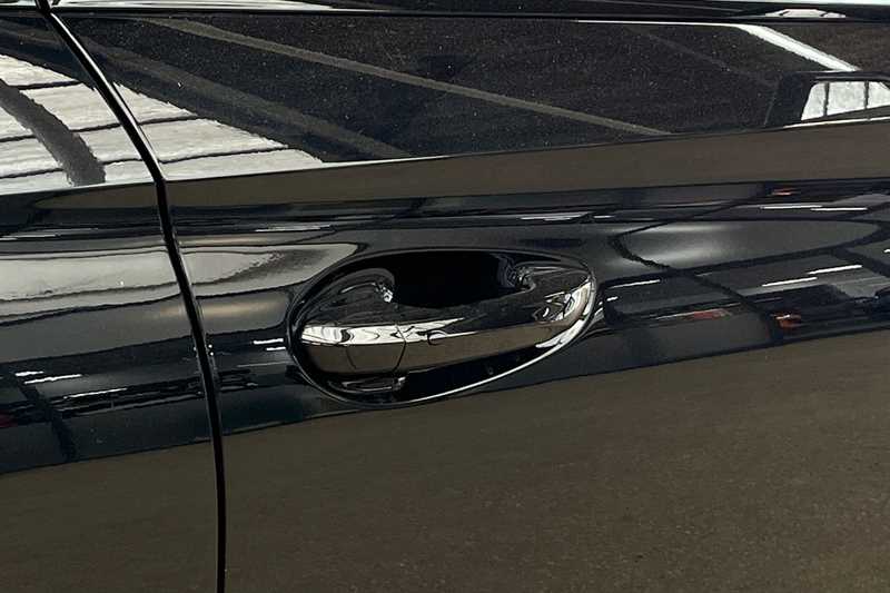 Vehicle 33