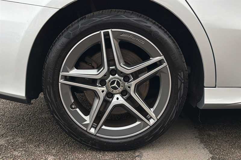 Used Mercedes-Benz A-Class 2020 for sale - 76929387: Photo 10