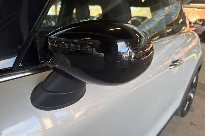 Used MINI Hatch 2020 for sale - 77929817: Photo 35