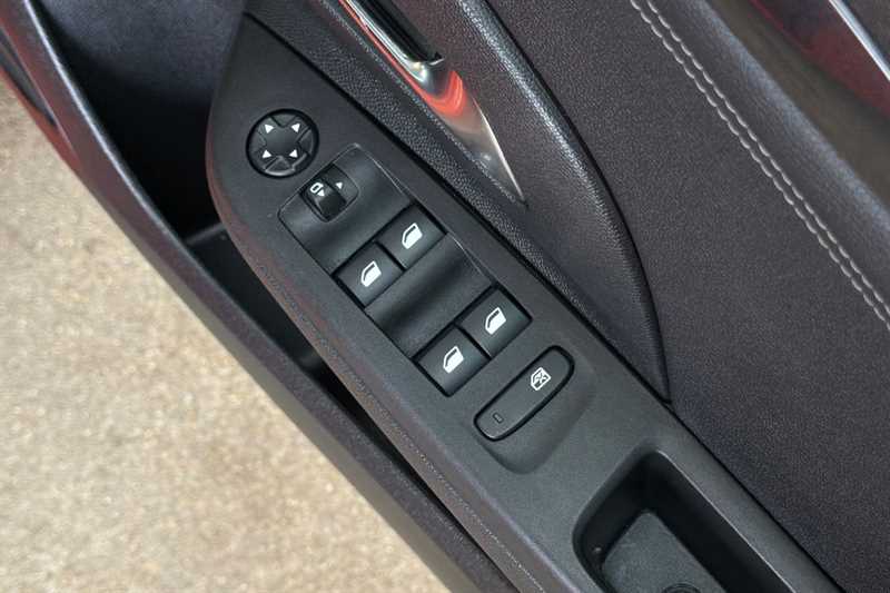 Used Vauxhall Corsa for sale - 76733027: Photo 16