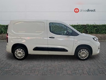 Used Vauxhall Combo 2025 for sale - 76956398: Photo
