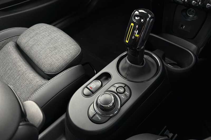 Used MINI Hatch 2022 for sale - 77843206: Photo 41