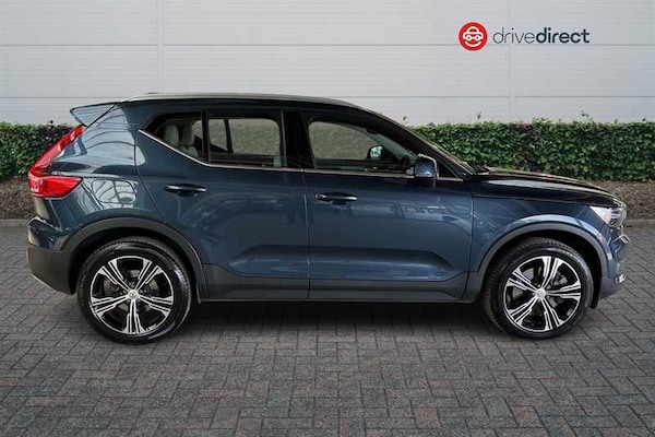 Used Volvo XC40 2022 for sale - 75390677: Photo 2