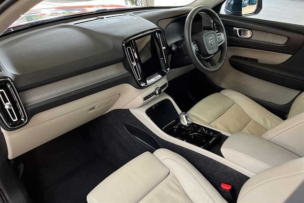 Used Volvo XC40 2022 for sale - 75390677: Photo 45