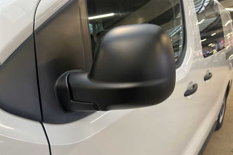 Used Vauxhall Vivaro 2025 for sale - 77929582: Photo 35