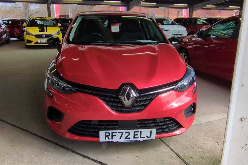 Used Renault Clio 2023 for sale - 77929398: Photo 2