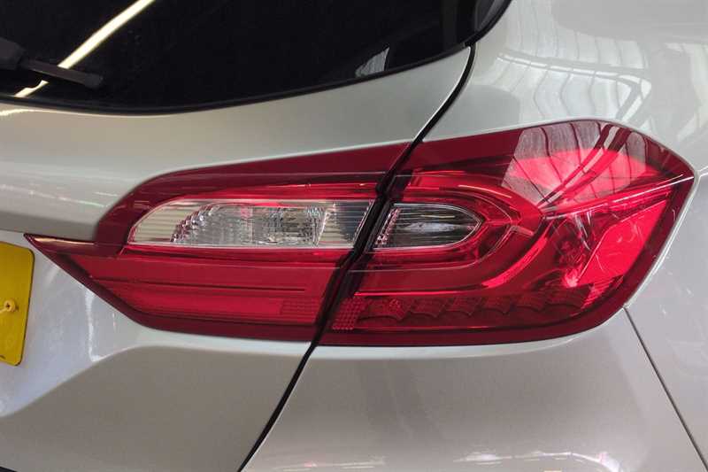 Used Ford Fiesta 2018 for sale - 78221807: Photo 32