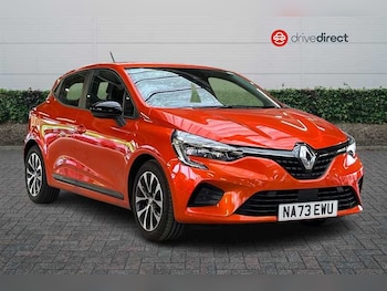 Used Renault Clio 2023 for sale - 78266383: Photo