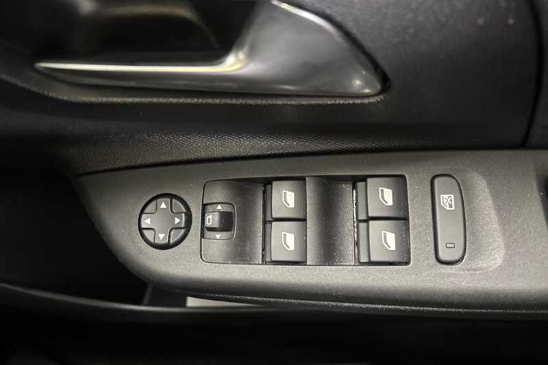 Used Vauxhall Corsa 2022 for sale - 78130942: Photo 16