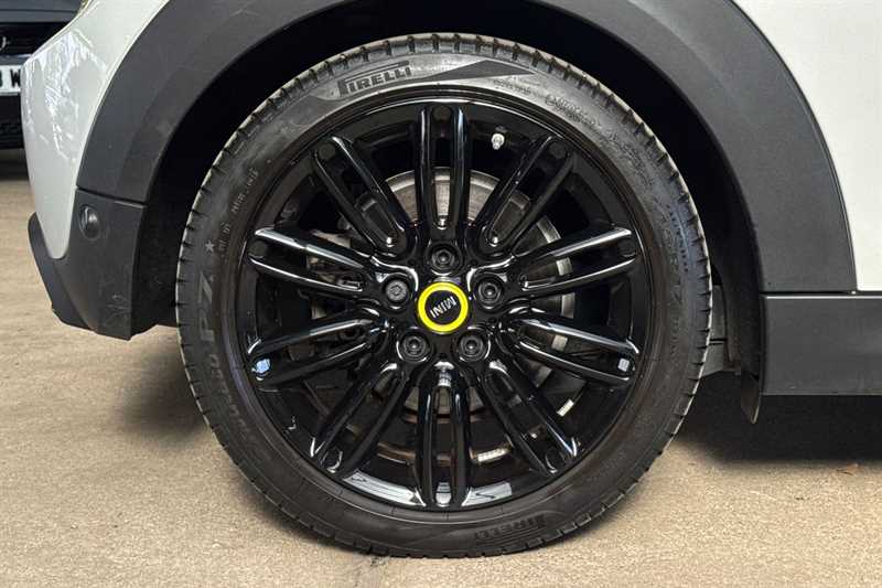 Used MINI Electric Hatch 2021 for sale - 76088188: Photo 11
