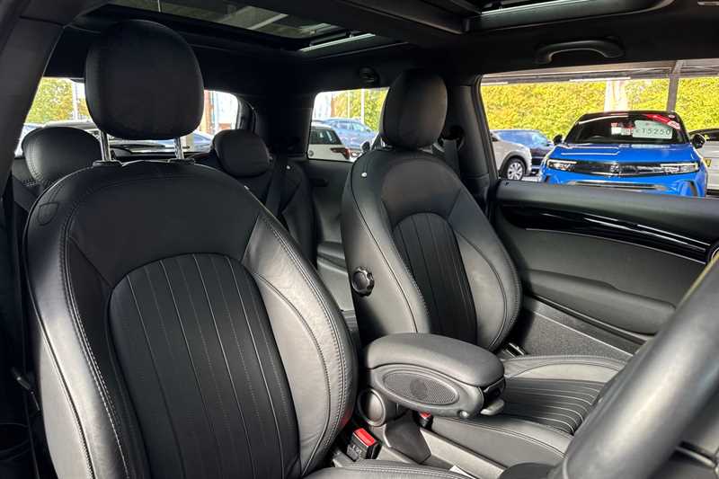 Used MINI Electric Hatch 2021 for sale - 76088188: Photo 23