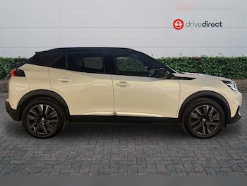 Used Peugeot E-2008 2021 for sale - 77600621: Photo