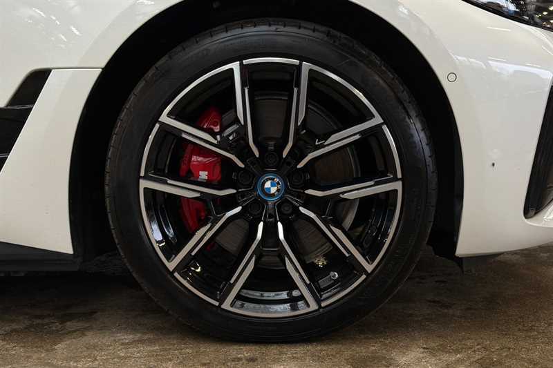 Used BMW i4 2022 for sale - 76733069: Photo 12