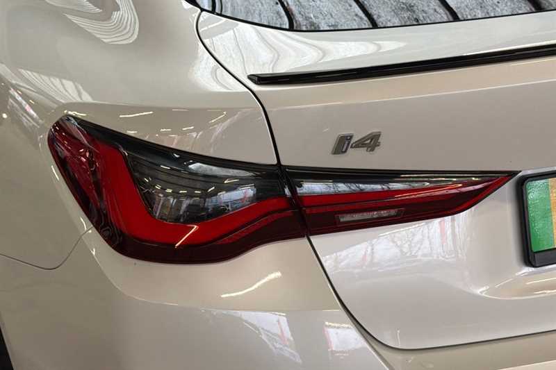 Used BMW i4 2022 for sale - 76733069: Photo 31