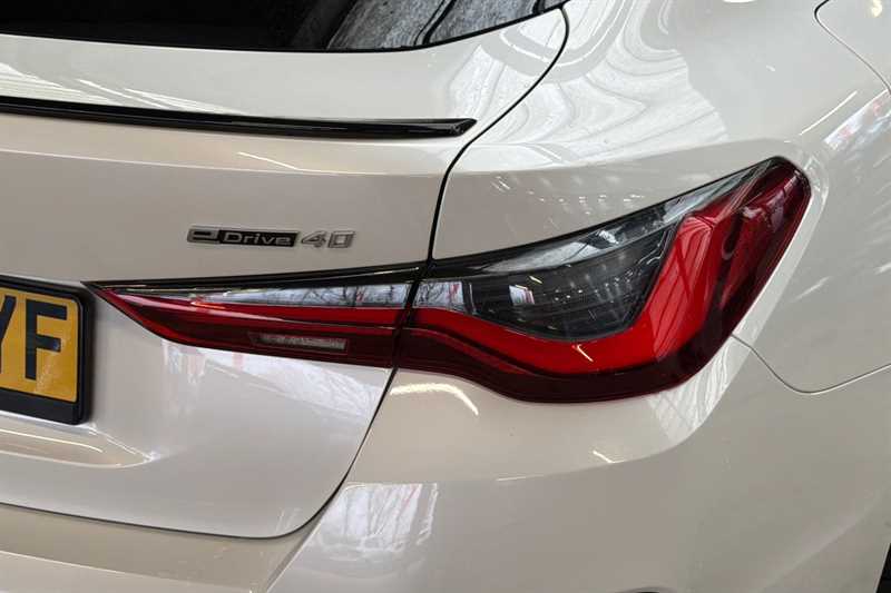 Used BMW i4 2022 for sale - 76733069: Photo 32