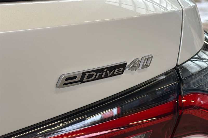 Used BMW i4 2022 for sale - 76733069: Photo 45