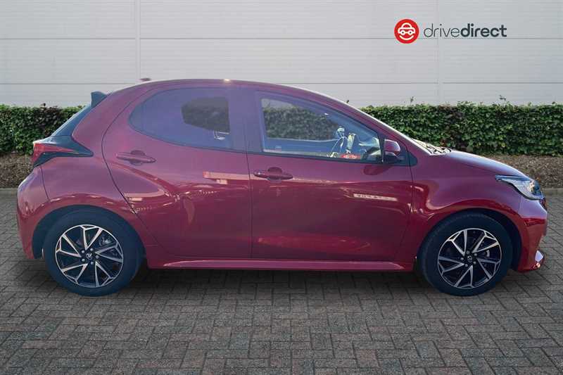 Used Toyota Yaris 2022 for sale - 76955739: Photo 2
