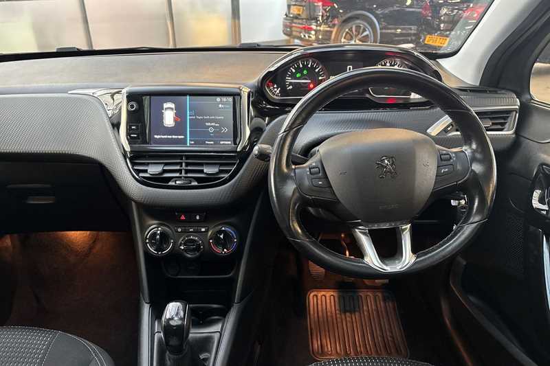 Used Peugeot 208 2018 for sale - 77828880: Photo 13
