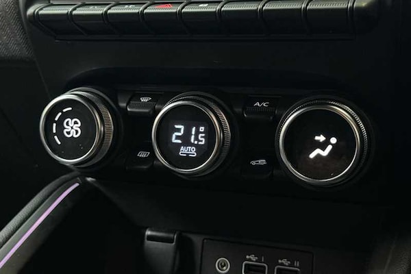 Used Renault Clio 2023 for sale - 76124976: Photo 15